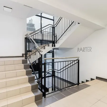 Zlocien Paris Studio 아파트