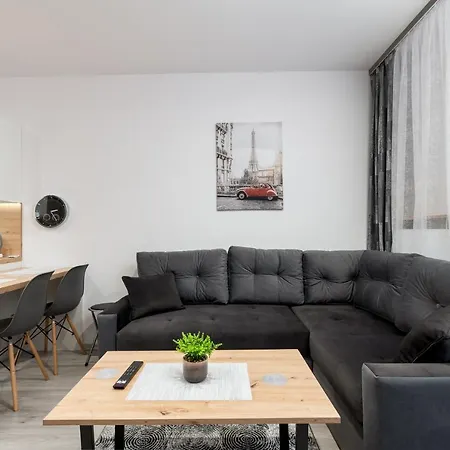 Zlocien Paris Studio 아파트